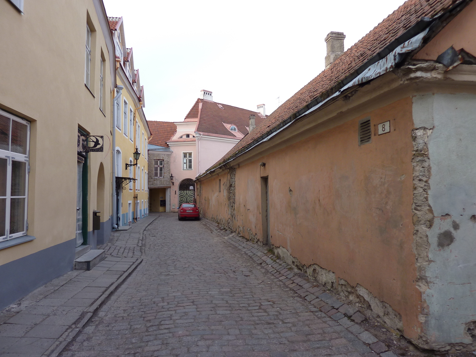 Picture Estonia Tallinn Old Tallinn 2009-04 59 - Road Old Tallinn