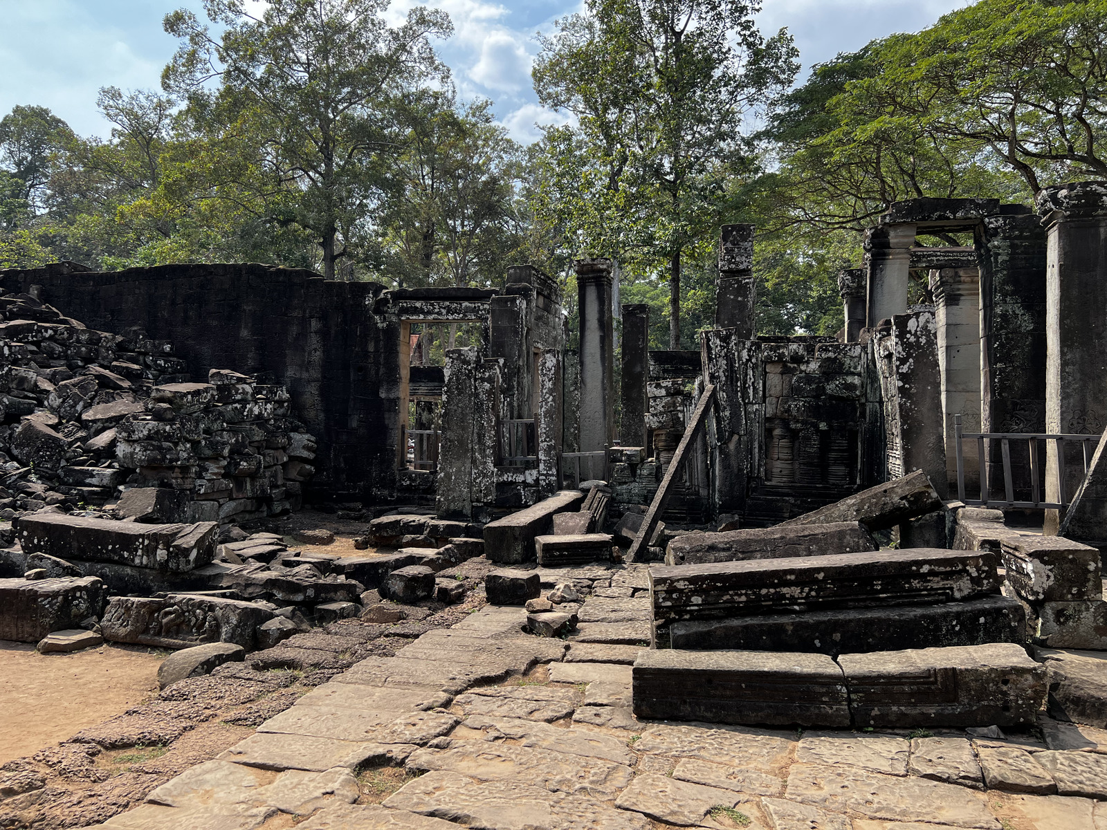 Picture Cambodia Siem Reap Bayon 2023-01 89 - Photographer Bayon