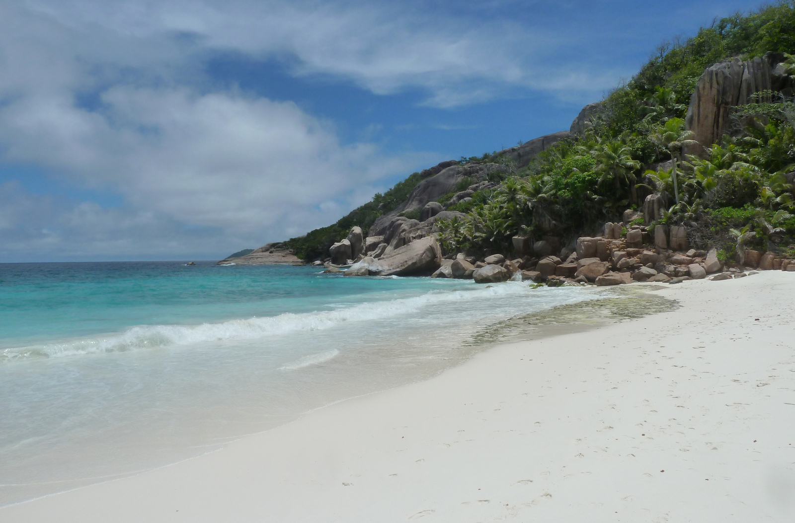 Picture Seychelles Grande Soeur 2011-10 27 - Car Rental Grande Soeur