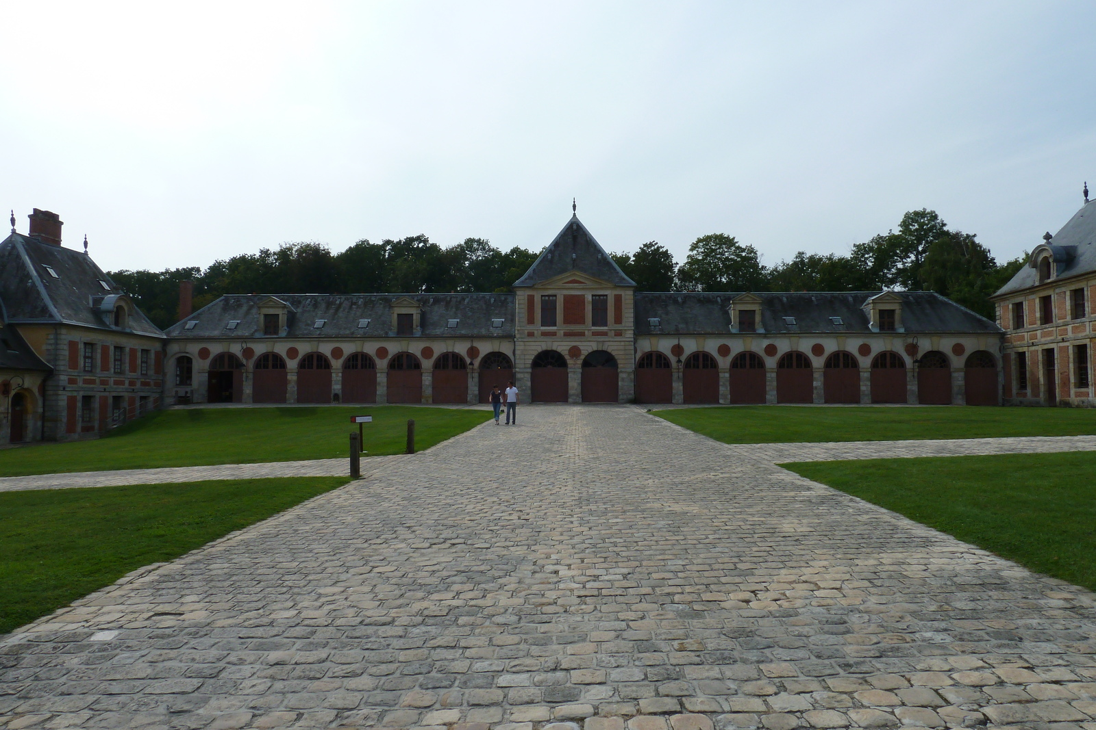 Picture France Vaux Le Vicomte Castle Vaux Le Vicomte Gardens 2010-09 42 - Perspective Vaux Le Vicomte Gardens