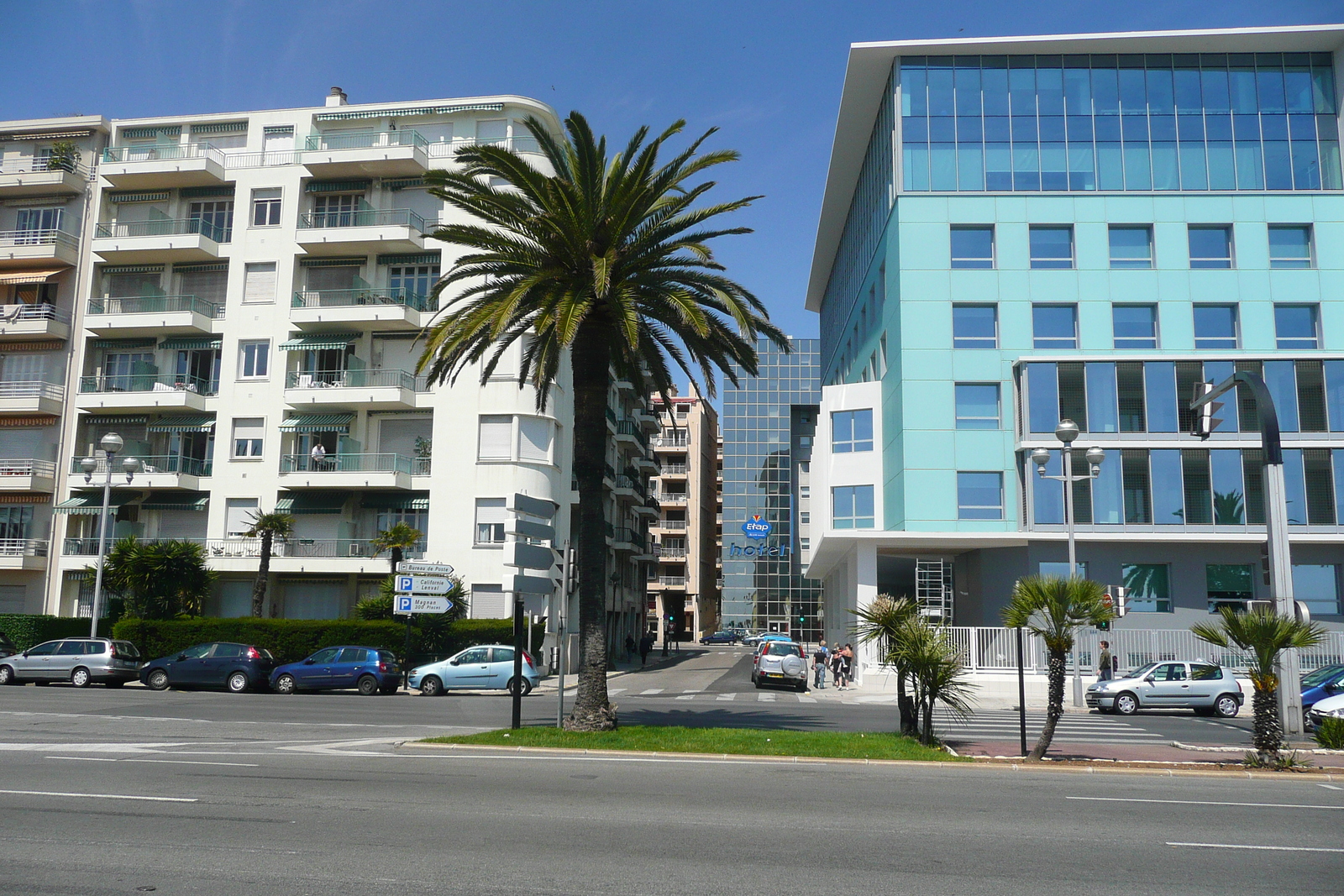 Picture France Nice Nice West 2008-04 44 - Flights Nice West