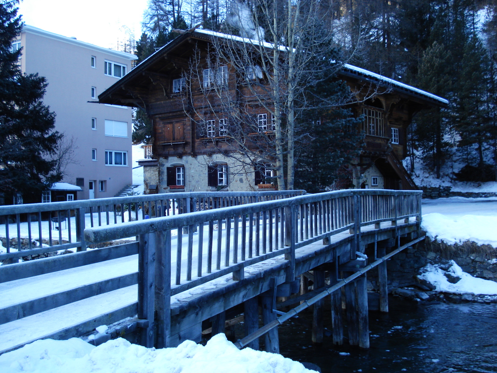 Picture Swiss St Moritz 2007-01 95 - Road St Moritz