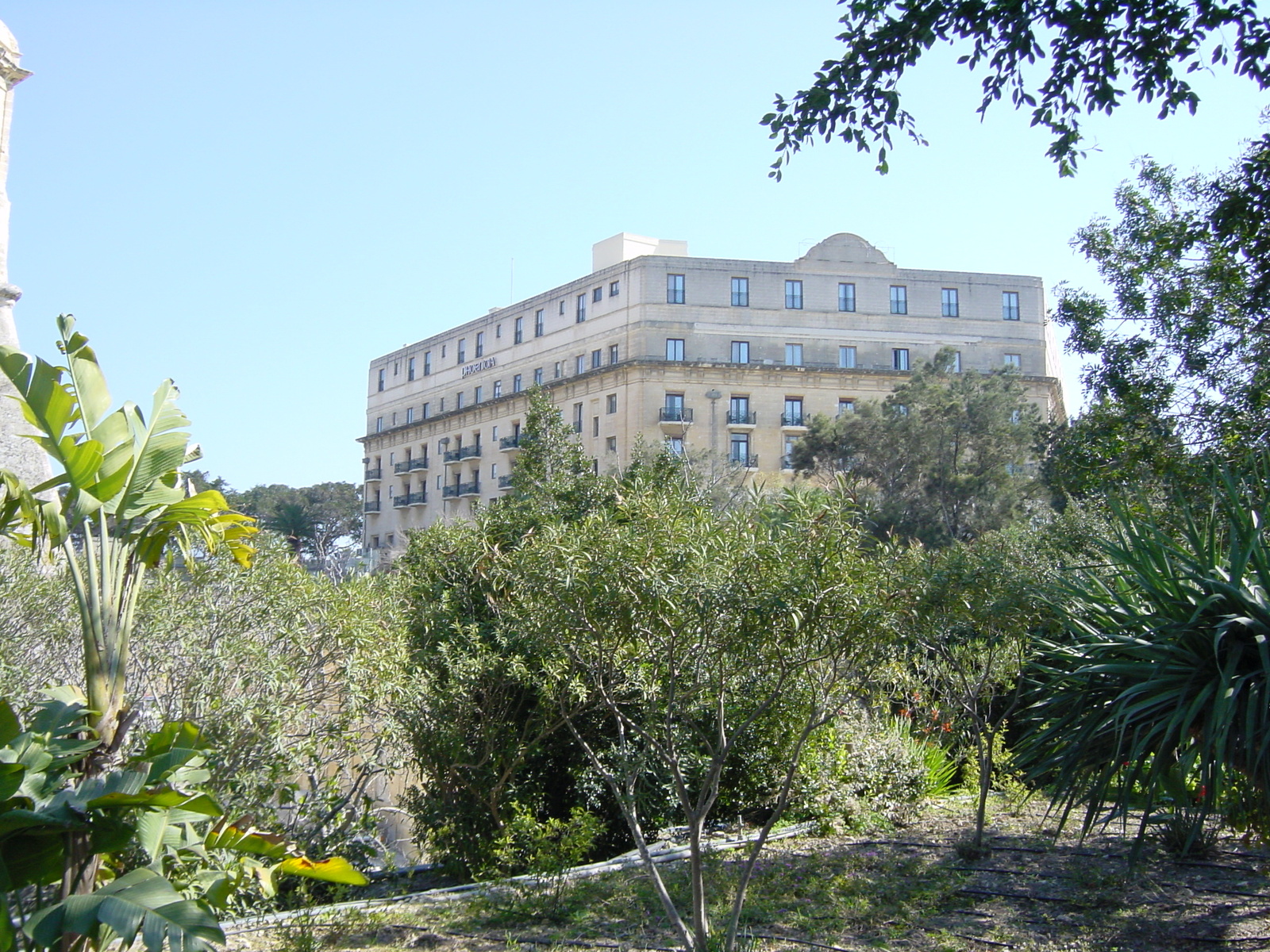 Picture Malta Le Meridien Phoenicia Hotel 2003-03 4 - Sightseeing Le Meridien Phoenicia Hotel