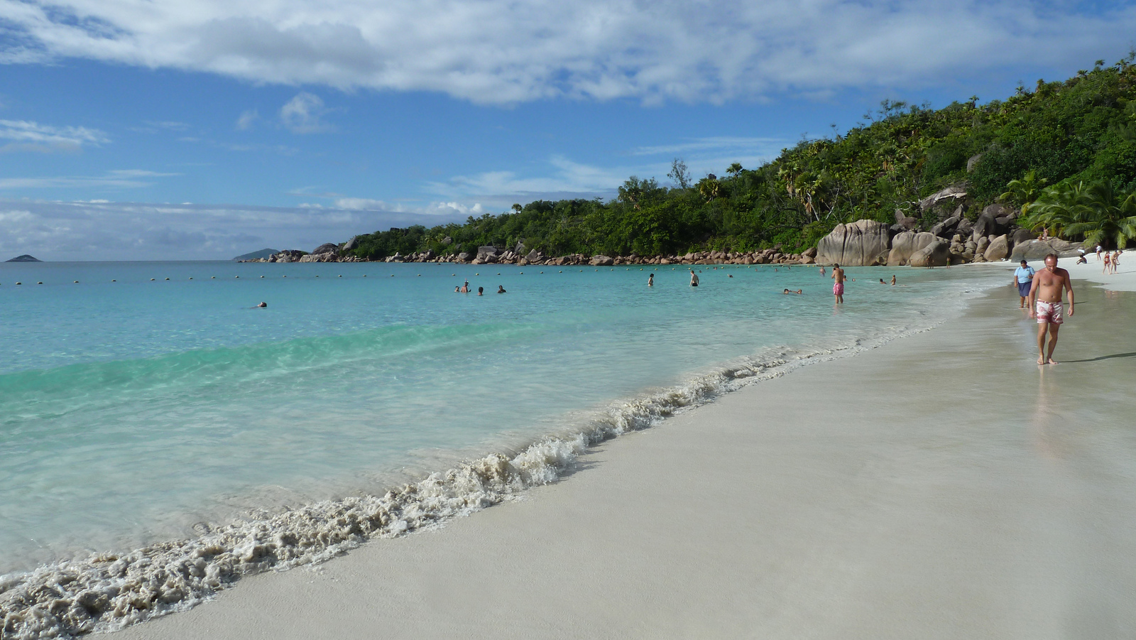 Picture Seychelles Anse Lazio 2011-10 145 - Car Anse Lazio