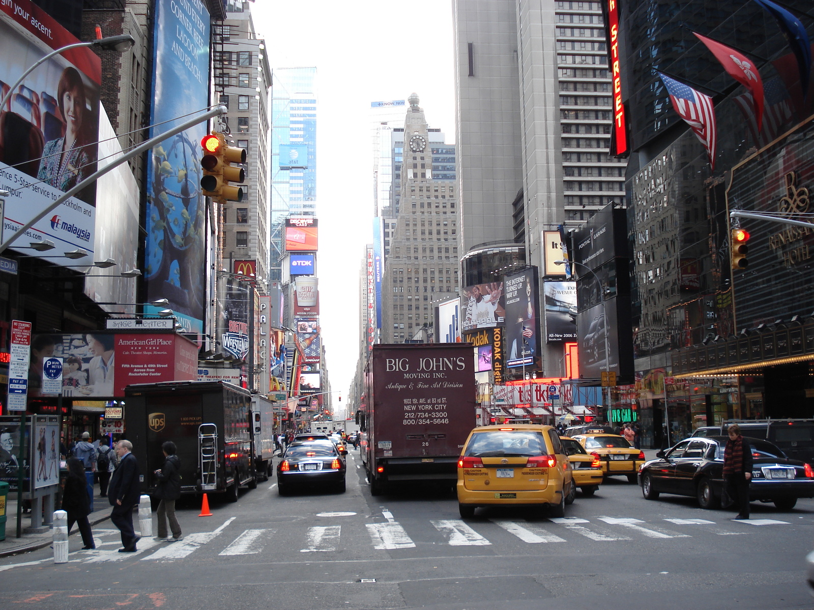 Picture United States New York Time Square 2006-03 45 - Sightseeing Time Square