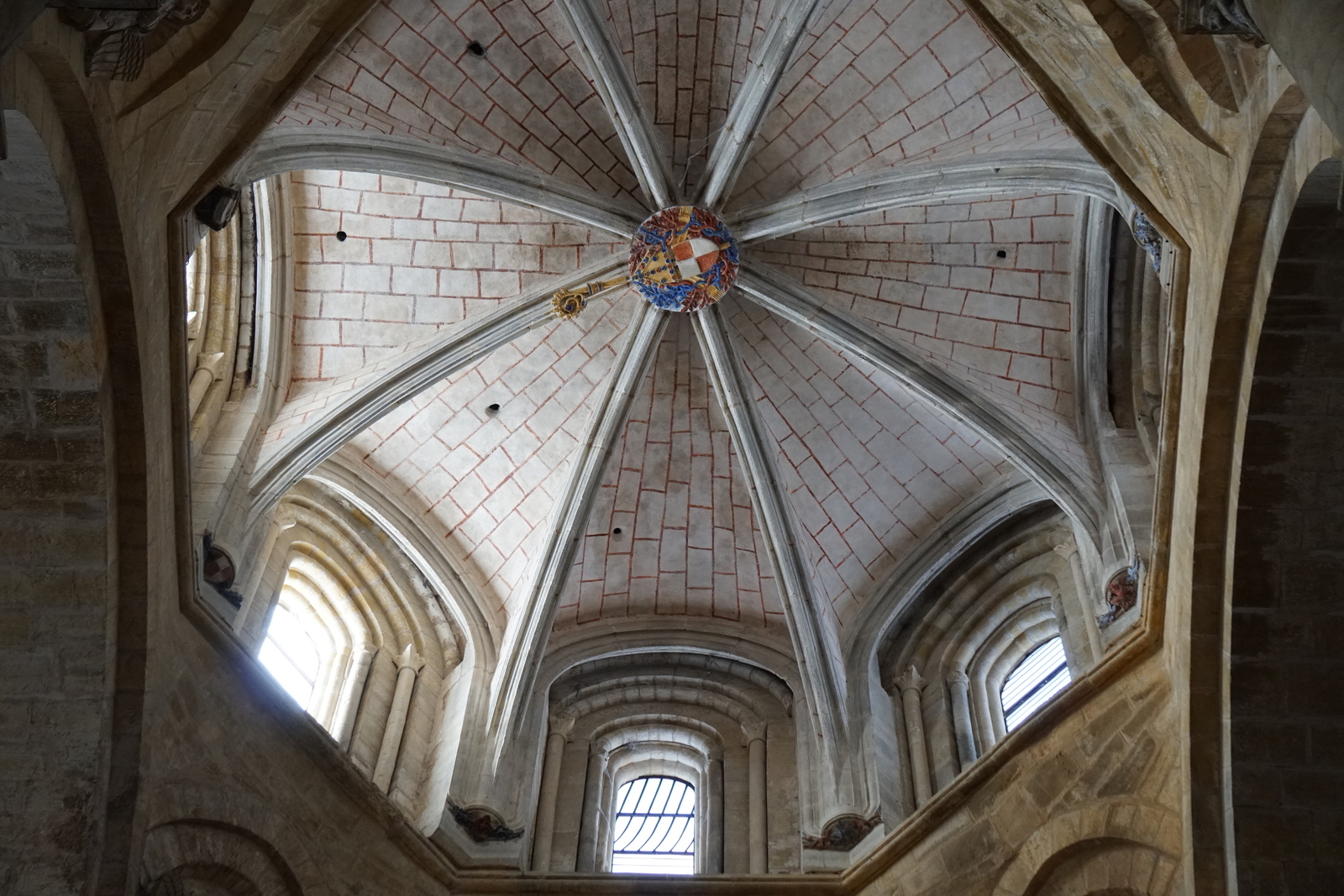 Picture France Conques Abbatiale Sainte-Foy de Conques 2018-04 30 - Store Abbatiale Sainte-Foy de Conques