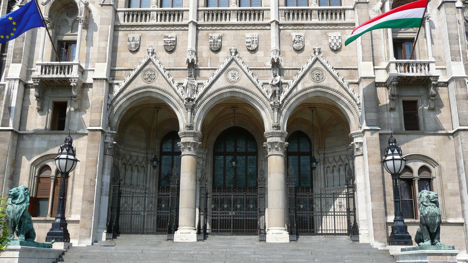 Picture Hungary Budapest Budapest Parliament 2007-06 19 - Picture Budapest Parliament