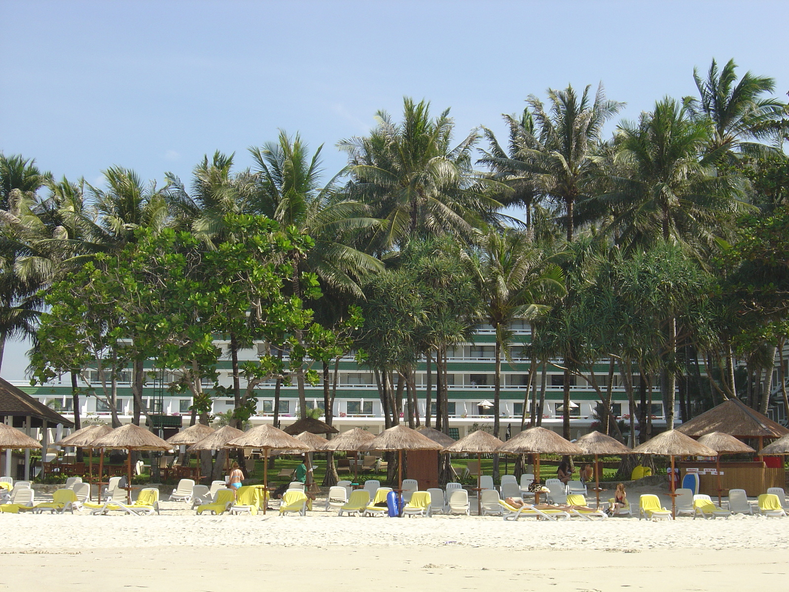 Picture Thailand Phuket Meridien Phuket Beach Hotel 2005-12 47 - Perspective Meridien Phuket Beach Hotel