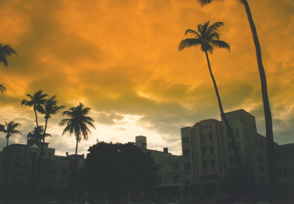 Picture United States Miami Beach 1991-11 30 - Shopping Mall Miami Beach