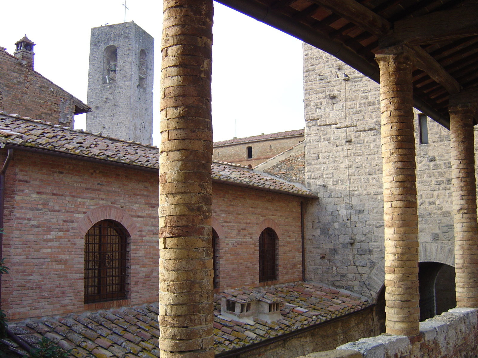 Picture Italy San Gimignano 2004-03 10 - Travels San Gimignano