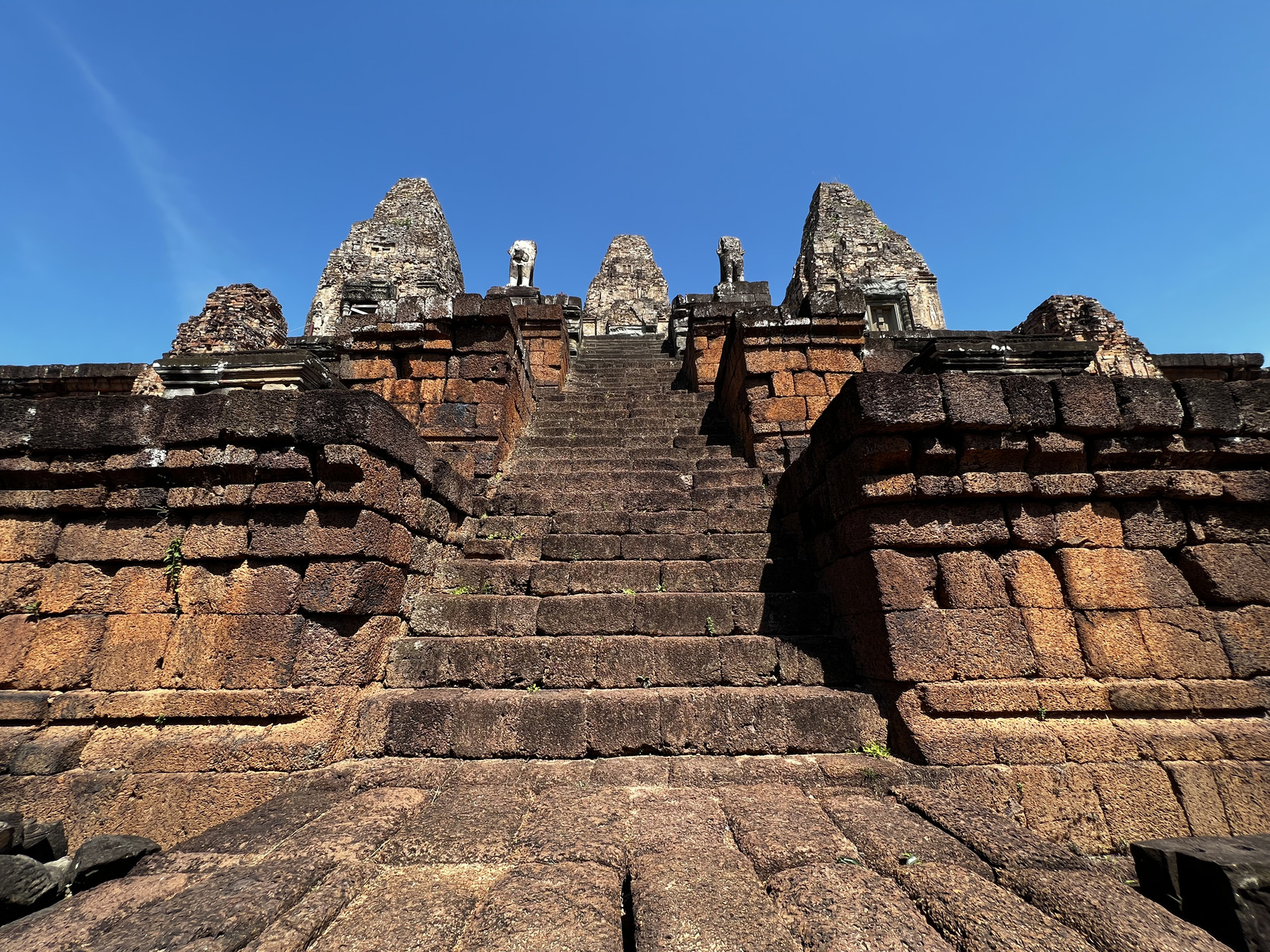 Picture Cambodia Siem Reap Prè Rup 2023-01 36 - Sightseeing Prè Rup