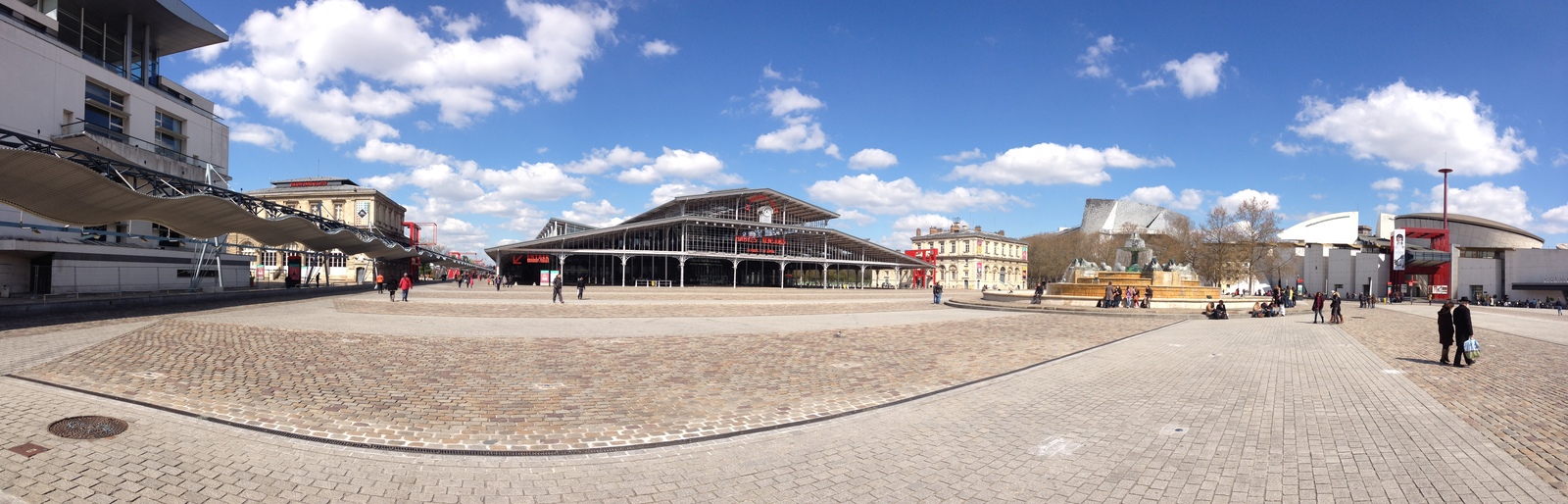 Picture France Paris La Villette Park 2015-04 18 - Tourist La Villette Park