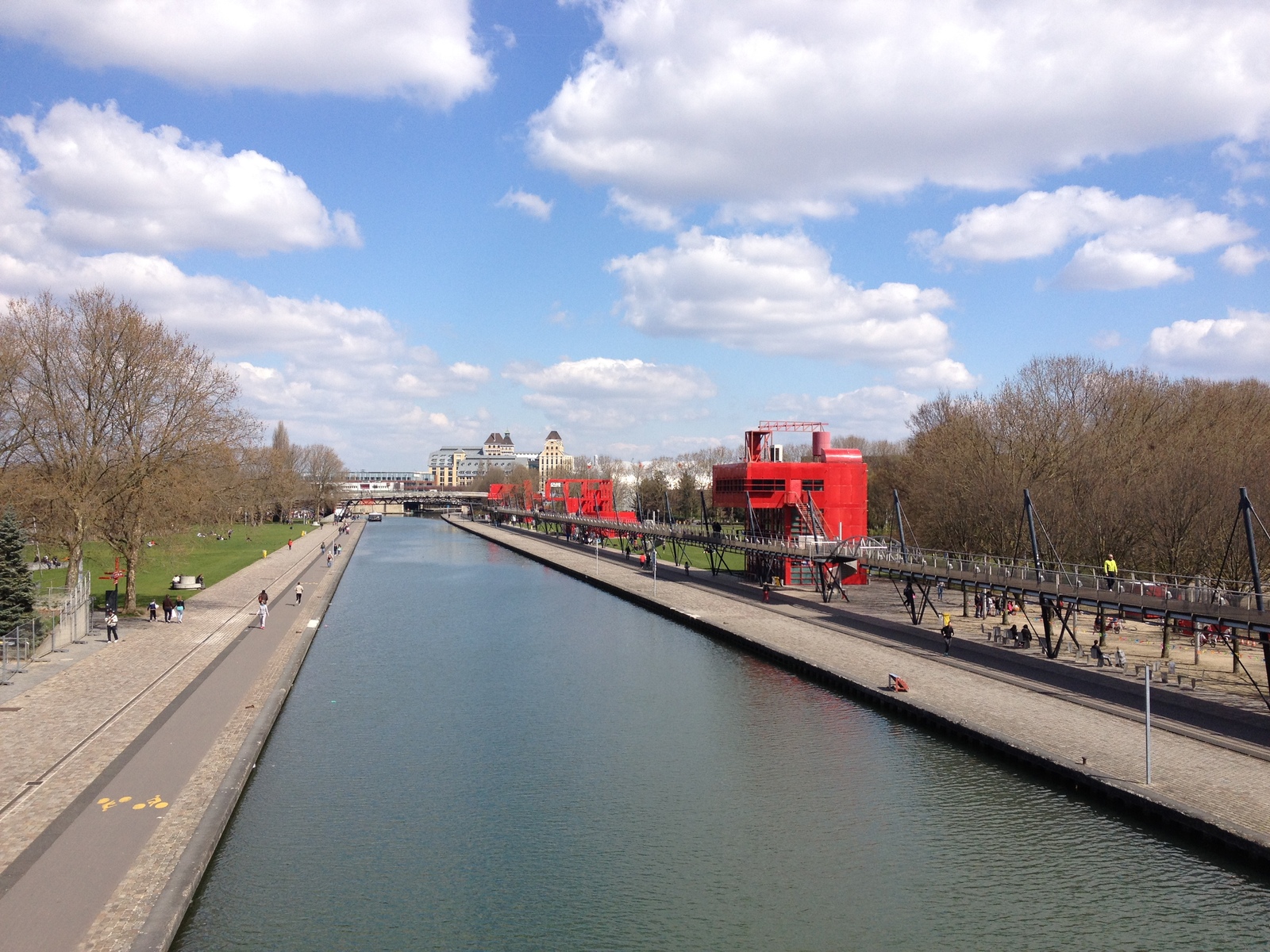 Picture France Paris La Villette Park 2015-04 21 - Views La Villette Park