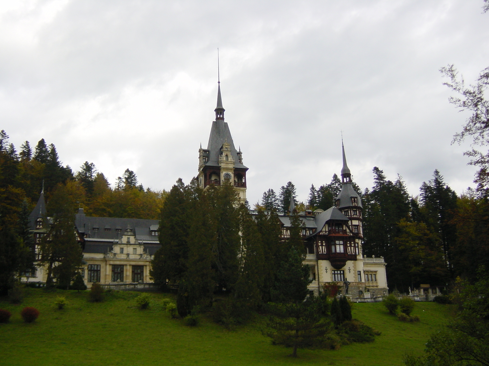 Picture Romania Sinaia 2003-10 42 - Sight Sinaia