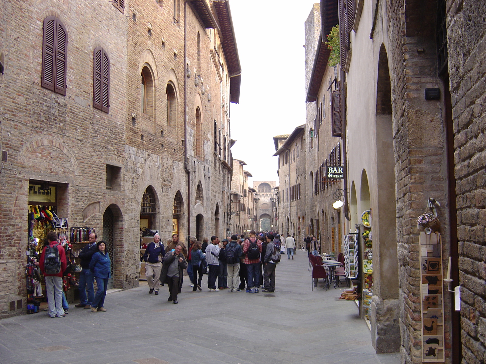 Picture Italy San Gimignano 2004-03 45 - Visit San Gimignano