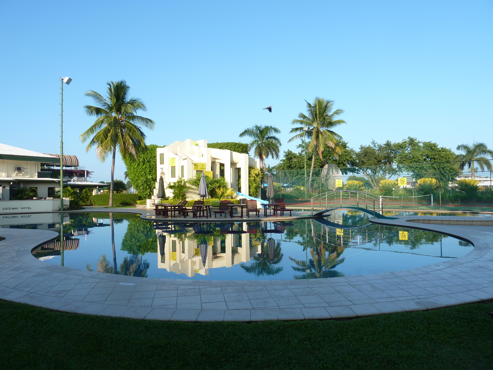 Picture Fiji Raffles Nadi Hotel 2010-05 1 - Road Raffles Nadi Hotel