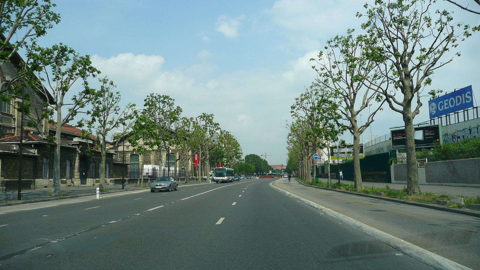 Picture France Paris Around Paris north 2007-06 22 - Car Around Paris north