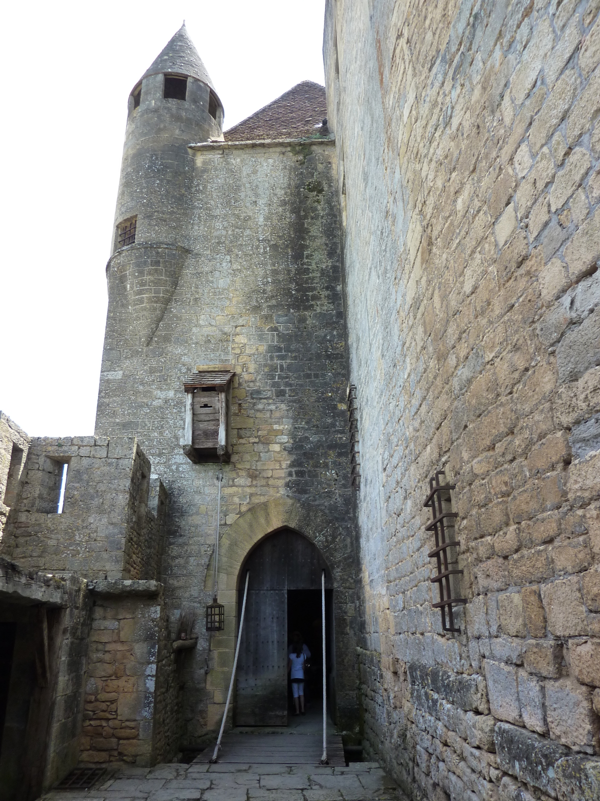 Picture France Beynac Castle 2009-07 64 - Road Beynac Castle