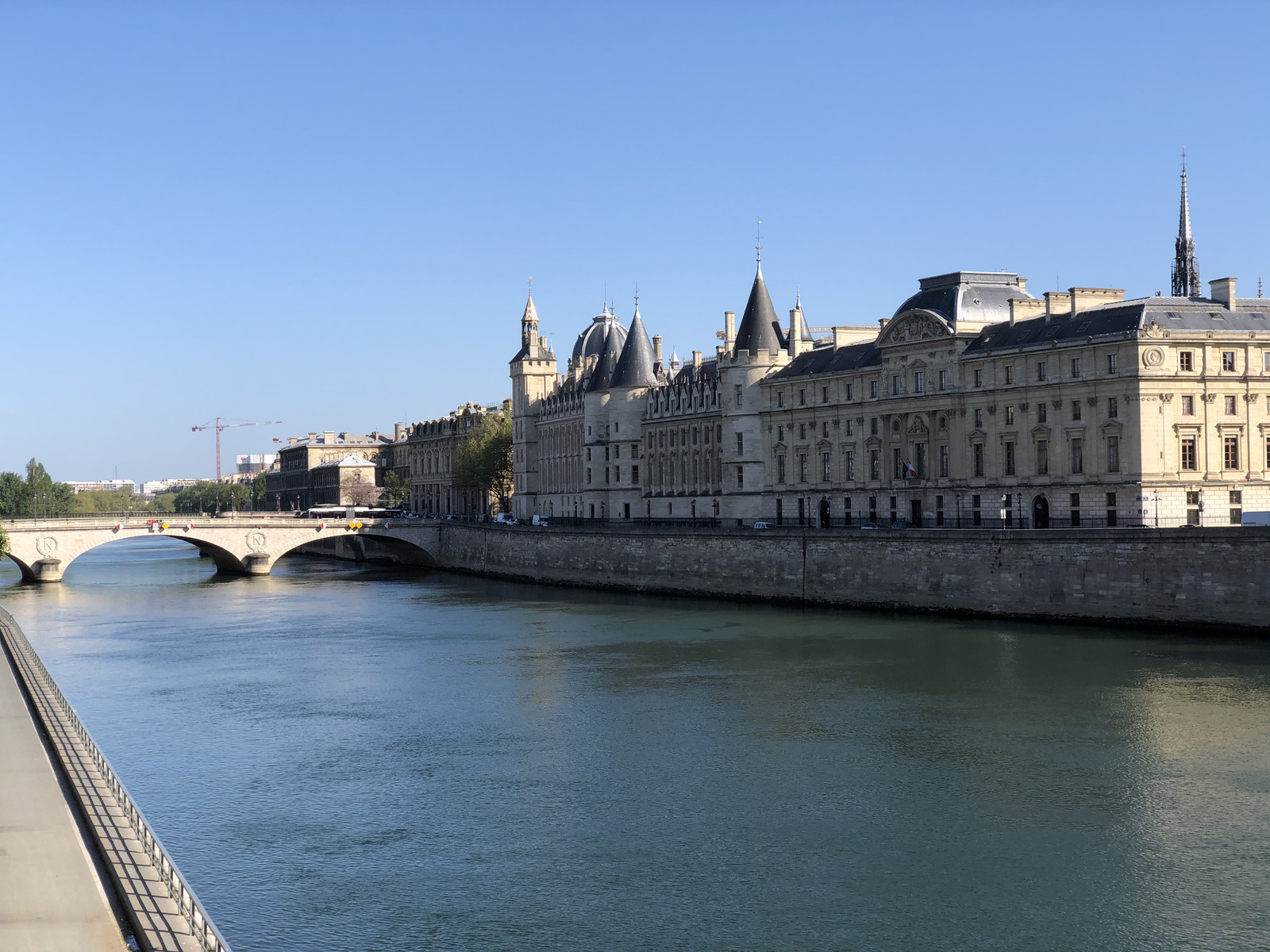 Picture France Paris lockdown 2020-04 302 - Road Map Paris lockdown