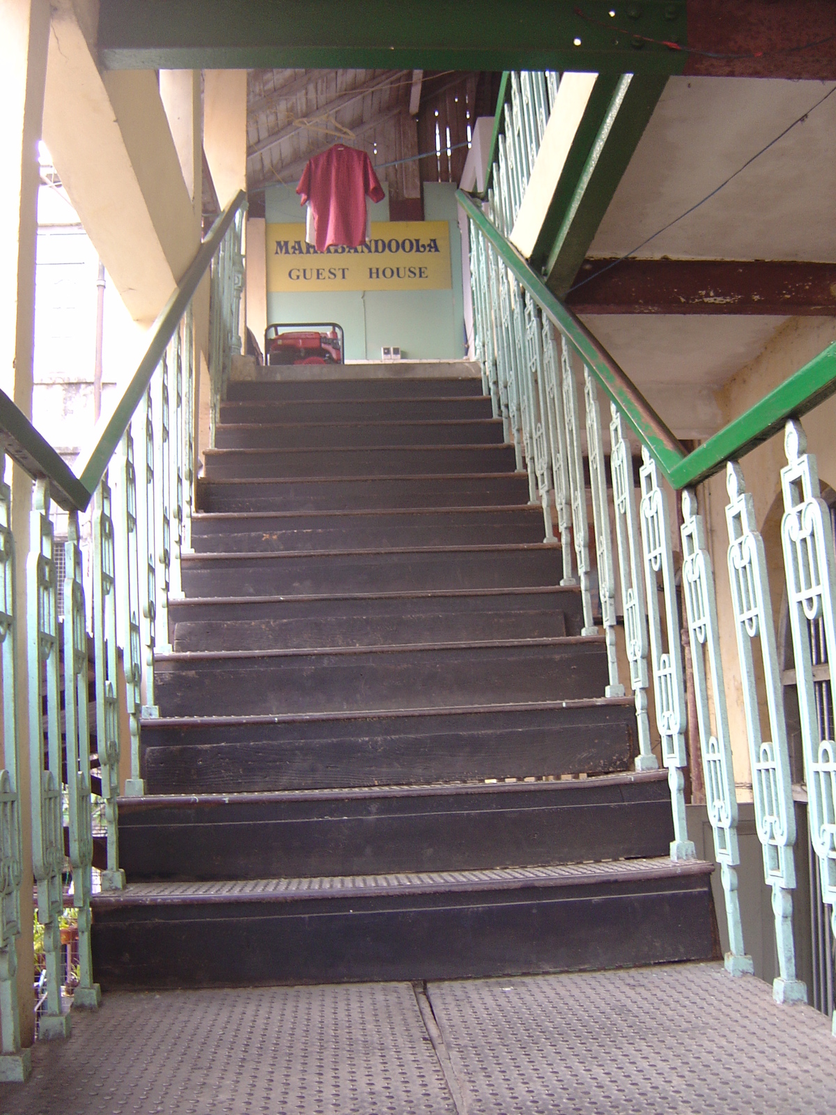 Picture Myanmar Yangon Mahabandoola Guest House 2005-01 3 - Discover Mahabandoola Guest House