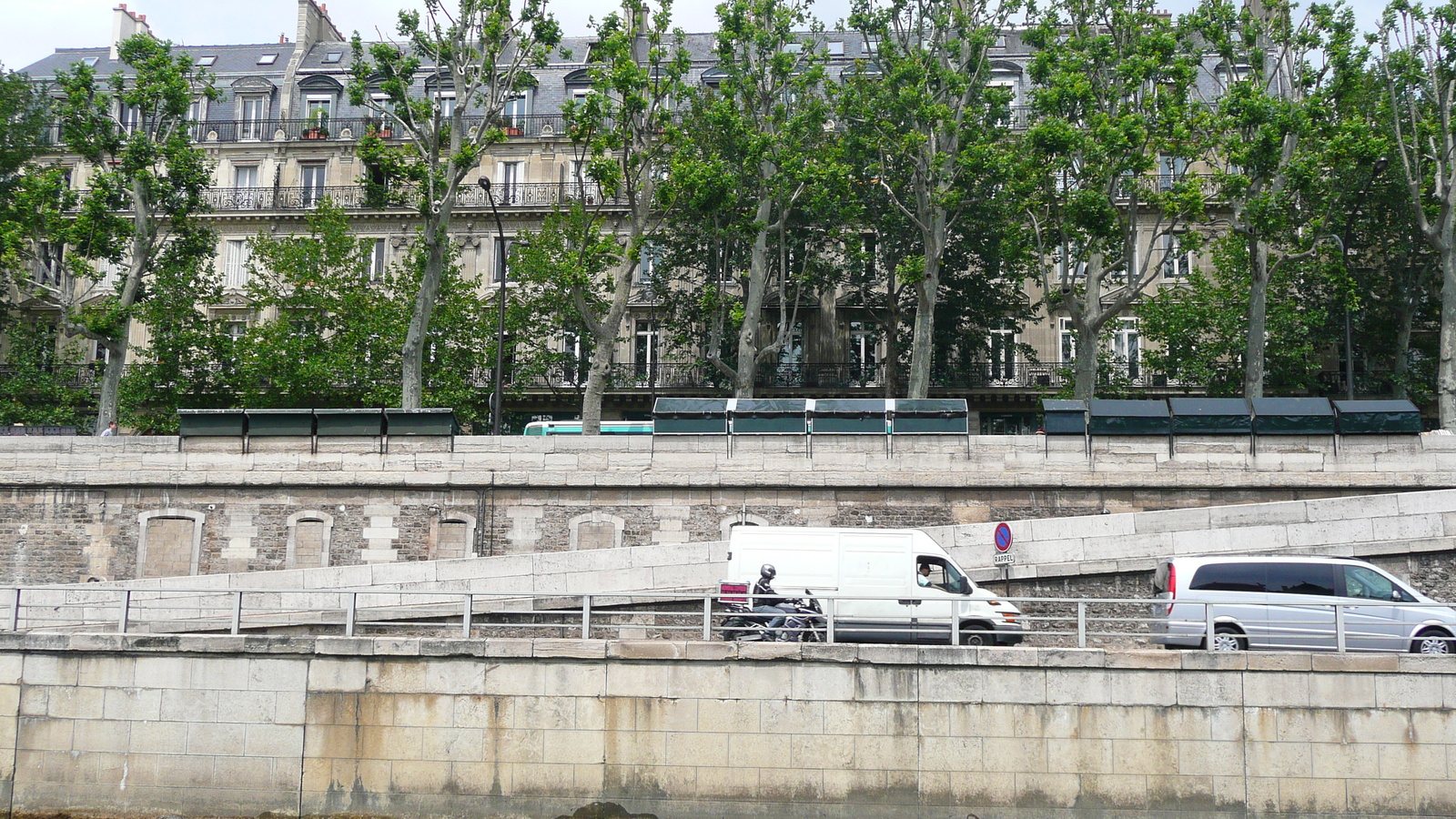 Picture France Paris Seine river 2007-06 203 - Photographer Seine river