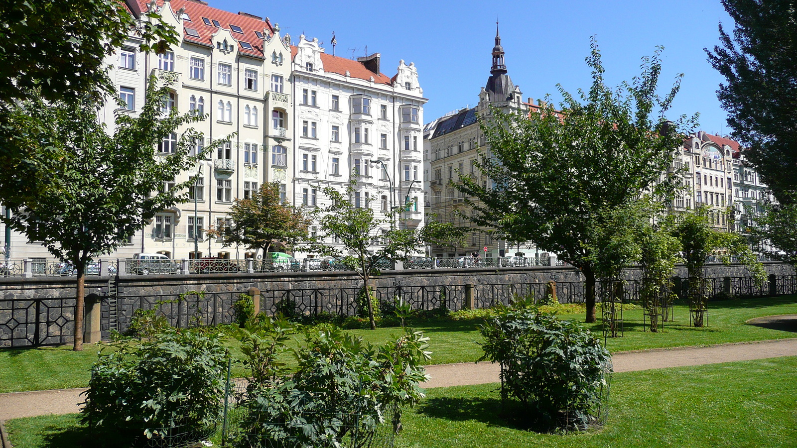 Picture Czech Republic Prague Zofin Garden 2007-07 36 - Sight Zofin Garden