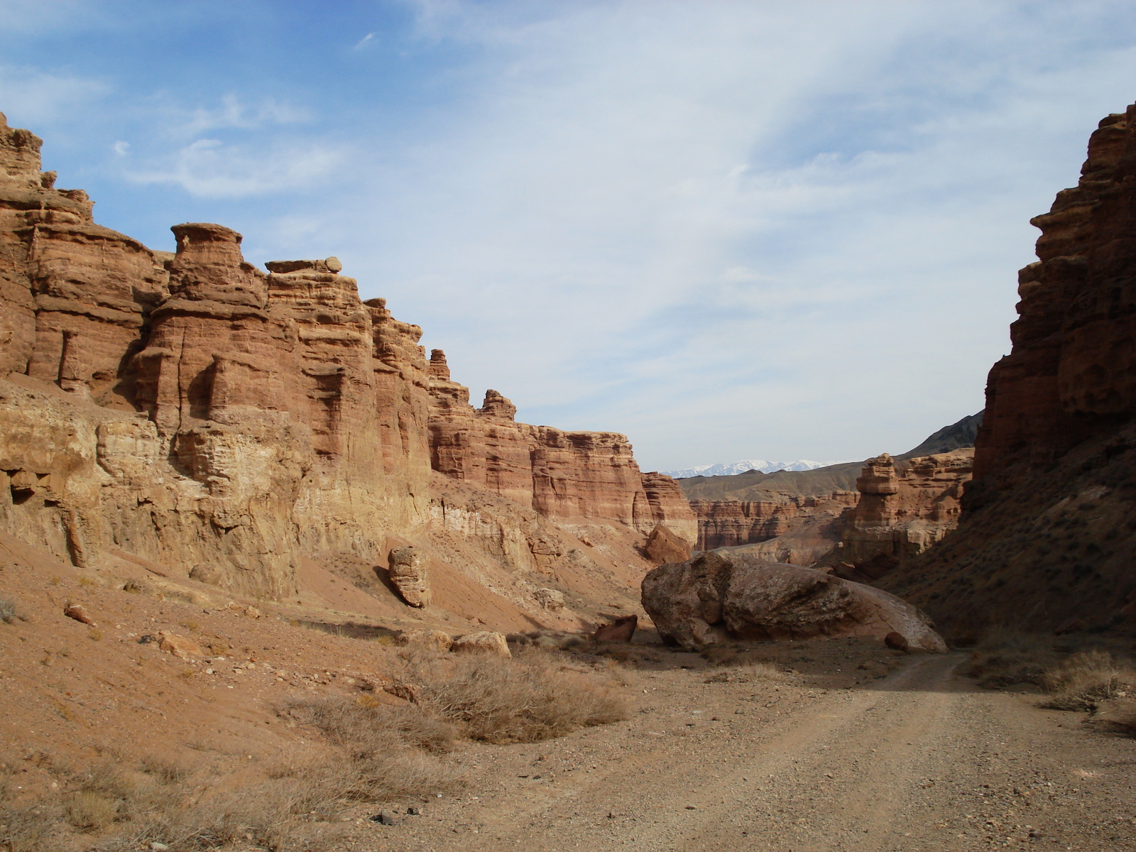 Picture Kazakhstan Charyn Canyon 2007-03 180 - View Charyn Canyon