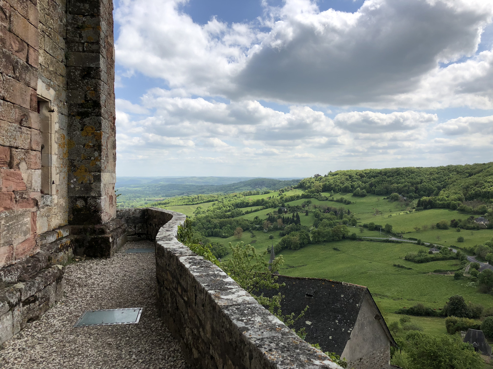 Picture France Turenne 2018-04 33 - Flight Turenne