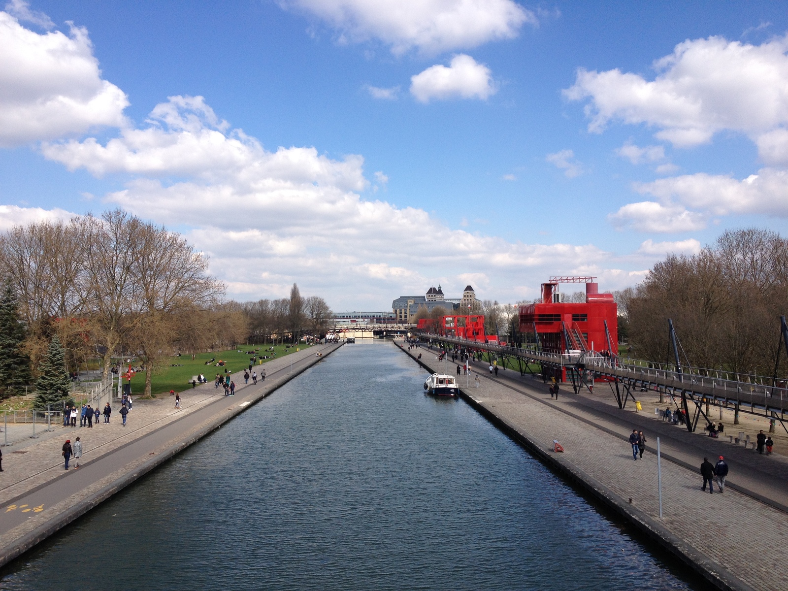 Picture France Paris La Villette Park 2015-04 8 - View La Villette Park