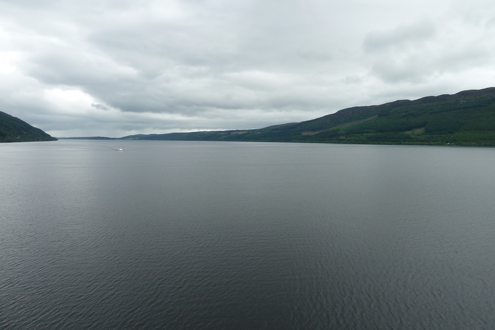 Picture United Kingdom Scotland Urquhart Castle (Loch Ness) 2011-07 36 - Sight Urquhart Castle (Loch Ness)