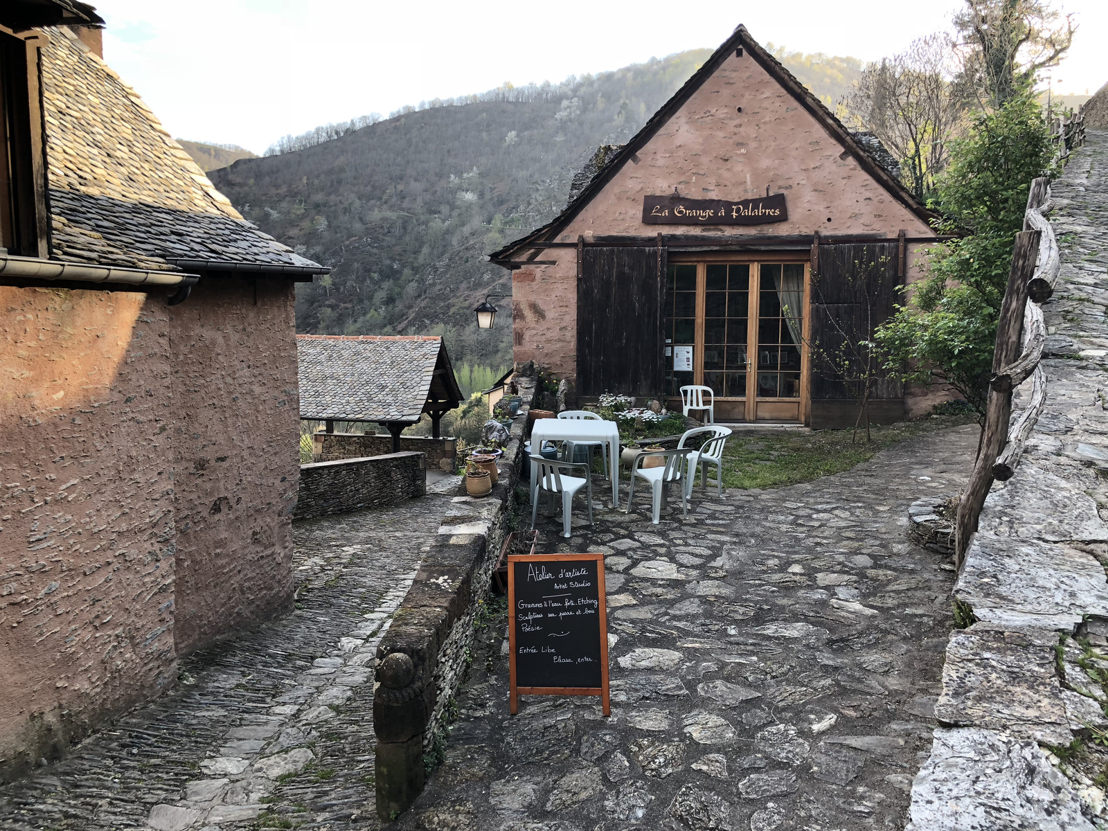 Picture France Conques 2018-04 230 - Store Conques