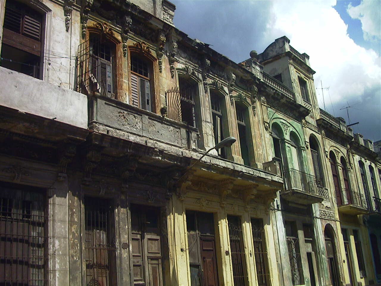 Picture Cuba Havana 1999-04 42 - Photographer Havana