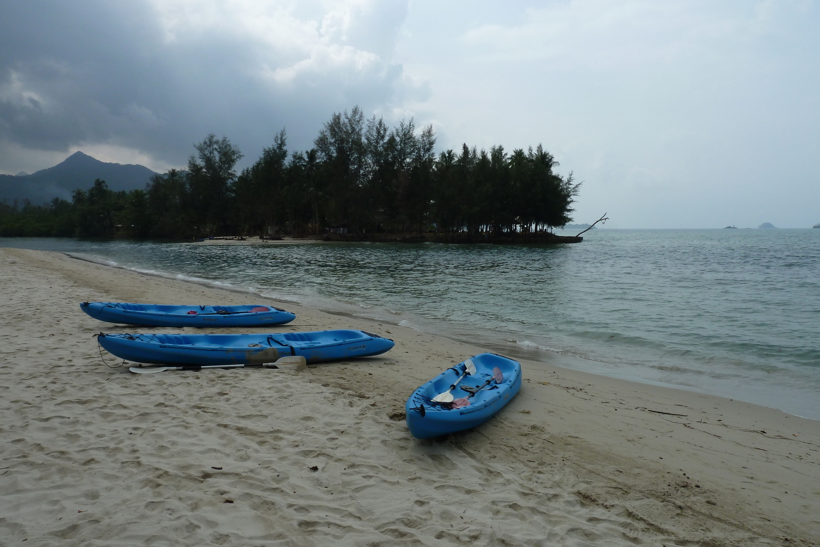 Picture Thailand Ko Chang Klong Prao beach 2011-02 29 - Store Klong Prao beach