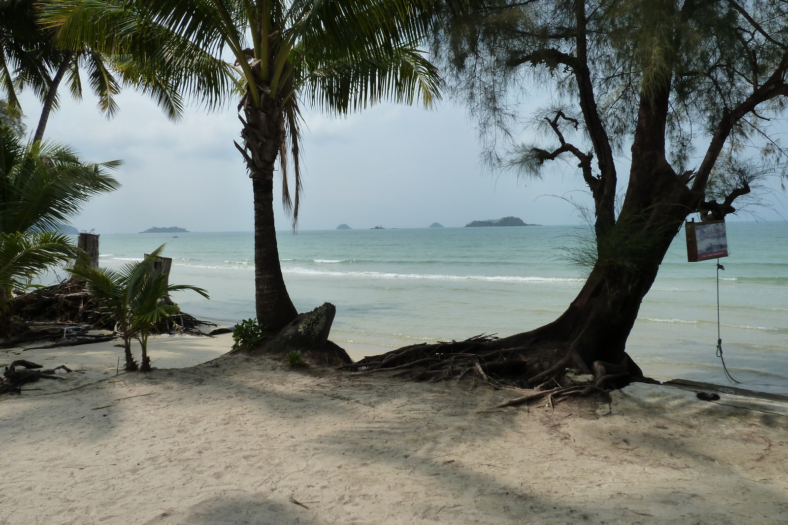 Picture Thailand Ko Chang Klong Prao beach 2011-02 10 - Car Klong Prao beach