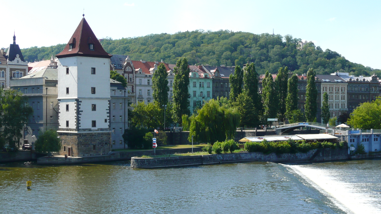 Picture Czech Republic Prague Vltava river 2007-07 52 - Car Vltava river