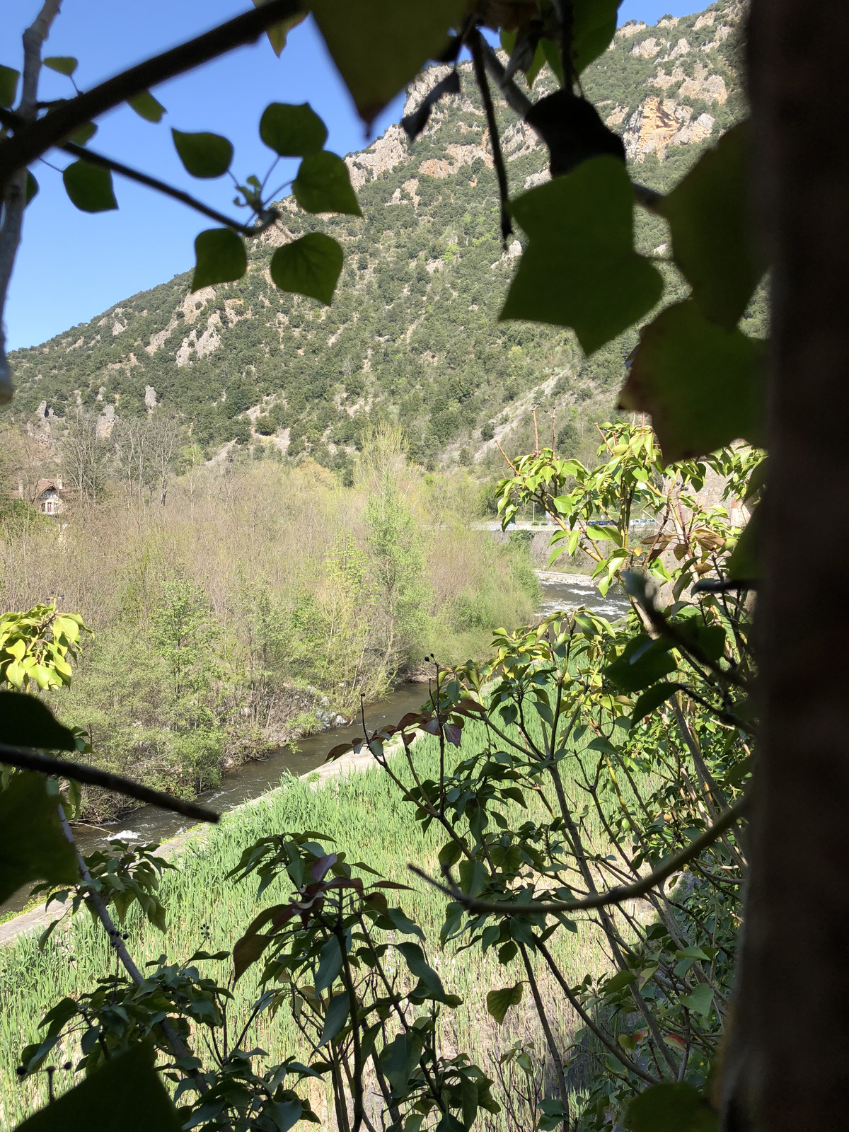 Picture France Villefranche de Conflent 2018-04 30 - Store Villefranche de Conflent