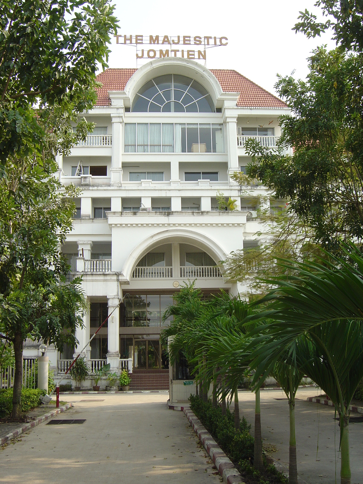 Picture Thailand Jomtien Beach Majestic Condo 2004-10 8 - Photographer Majestic Condo