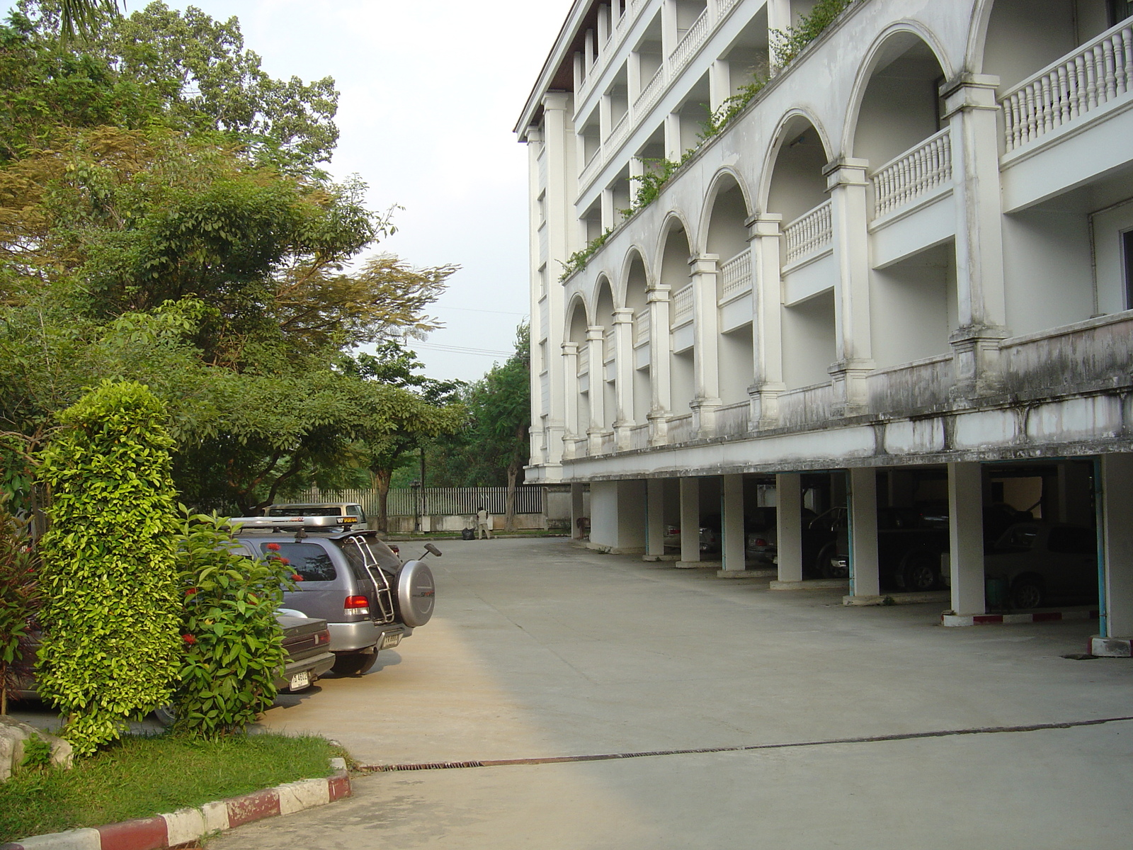 Picture Thailand Jomtien Beach Majestic Condo 2004-10 3 - Picture Majestic Condo