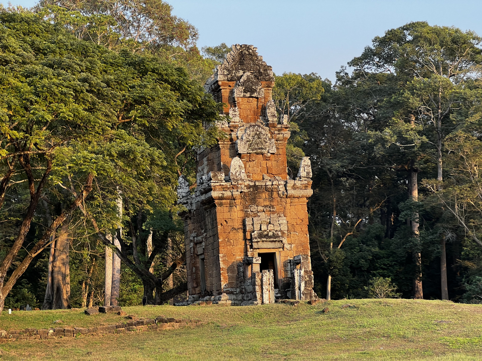 Picture Cambodia Siem Reap Angkor Thom 2023-01 17 - Sightseeing Angkor Thom