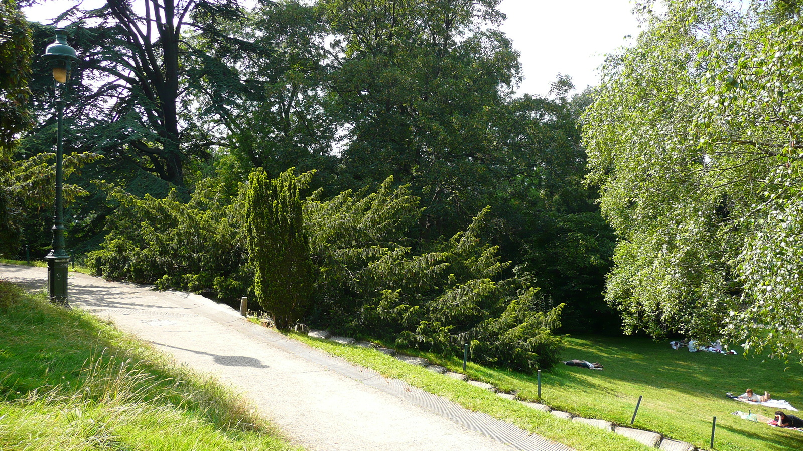 Picture France Paris Parc des Butes Chaumont 2007-08 50 - Perspective Parc des Butes Chaumont