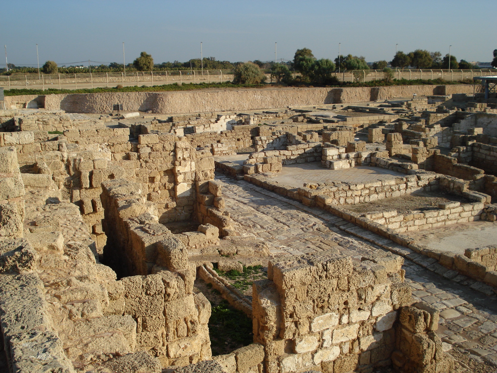 Picture Israel Caesarea 2006-12 207 - Photo Caesarea