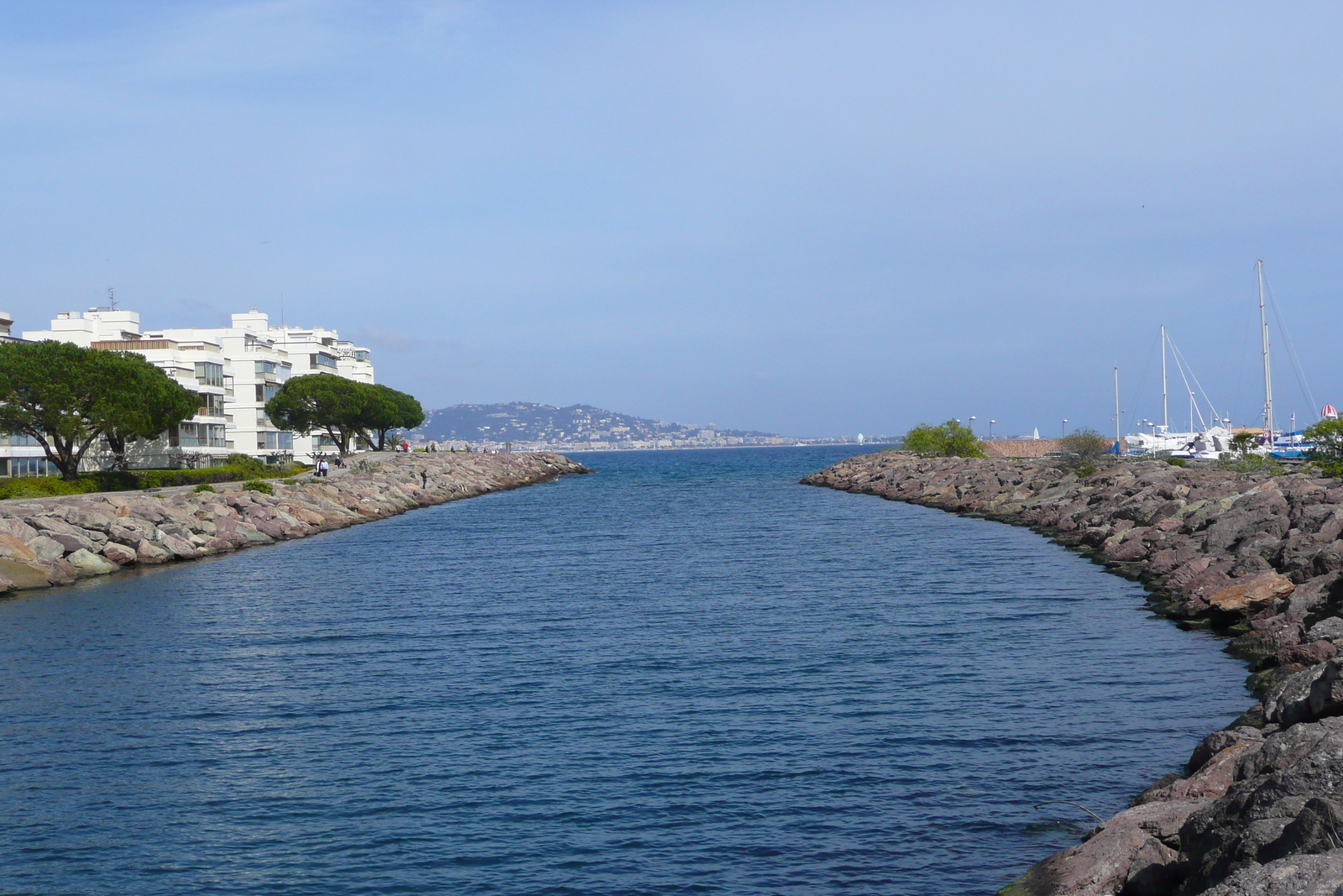 Picture France La Napoule Port La Napoule 2008-03 47 - Road Port La Napoule