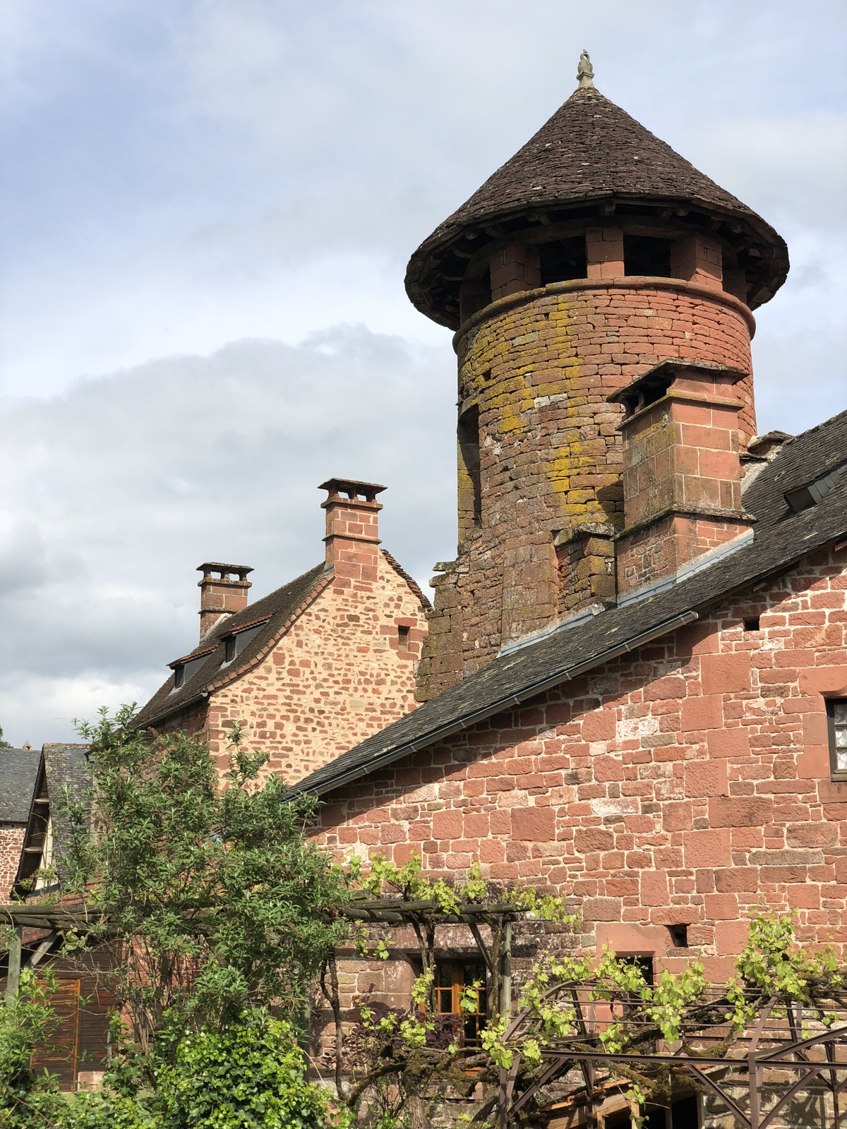 Picture France Collonges la Rouge 2018-04 20 - Picture Collonges la Rouge