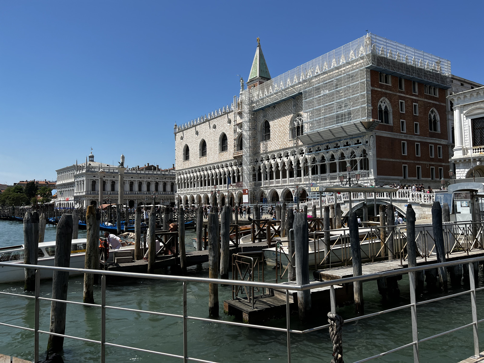 Picture Italy Venice 2022-05 151 - Tourist Attraction Venice