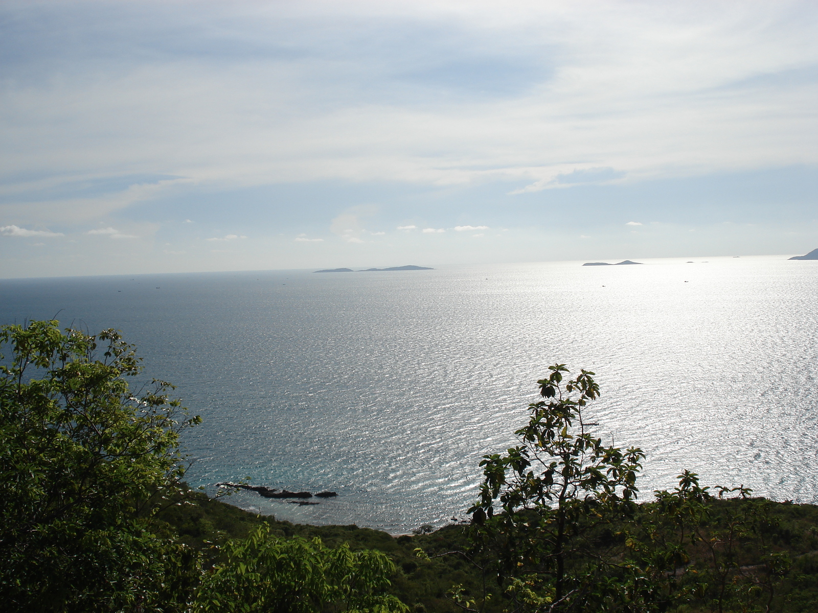 Picture Thailand Pattaya Ko Larn 2006-04 73 - Trail Ko Larn