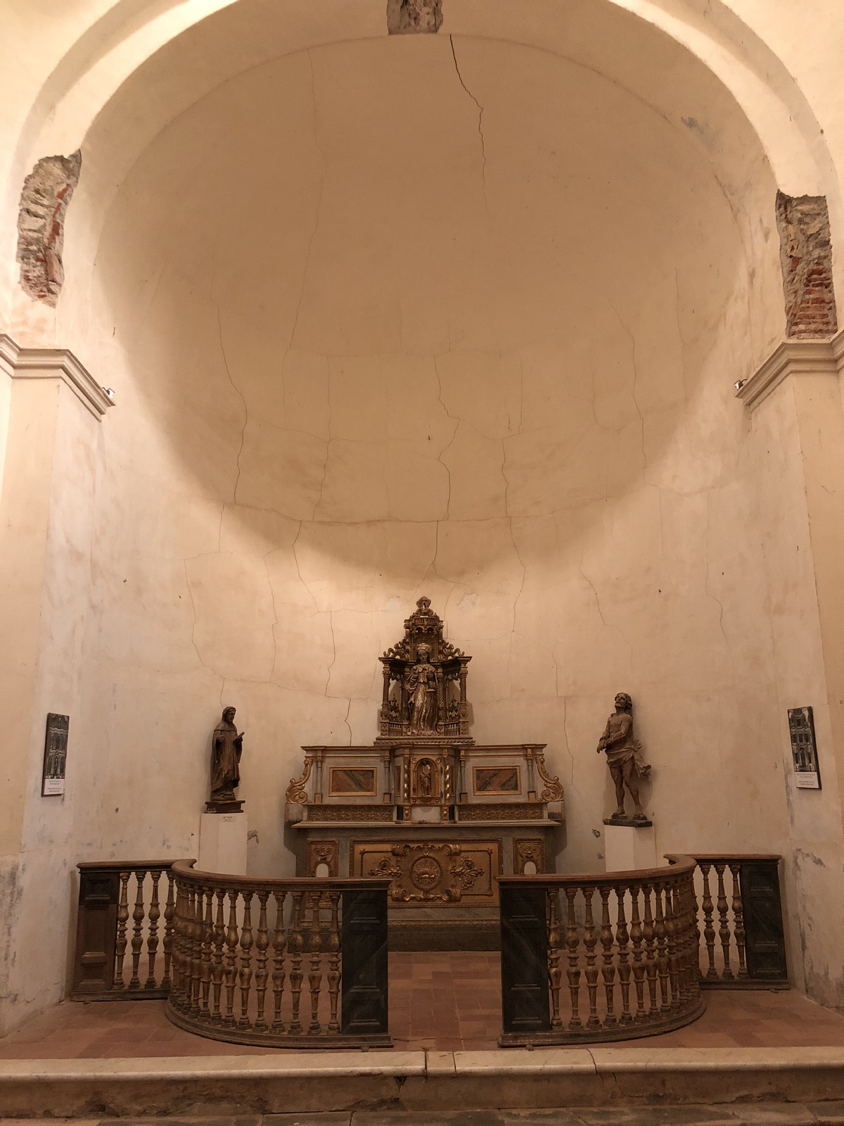 Picture France Abbaye Saint-Michel de Cuxa 2018-04 27 - Perspective Abbaye Saint-Michel de Cuxa