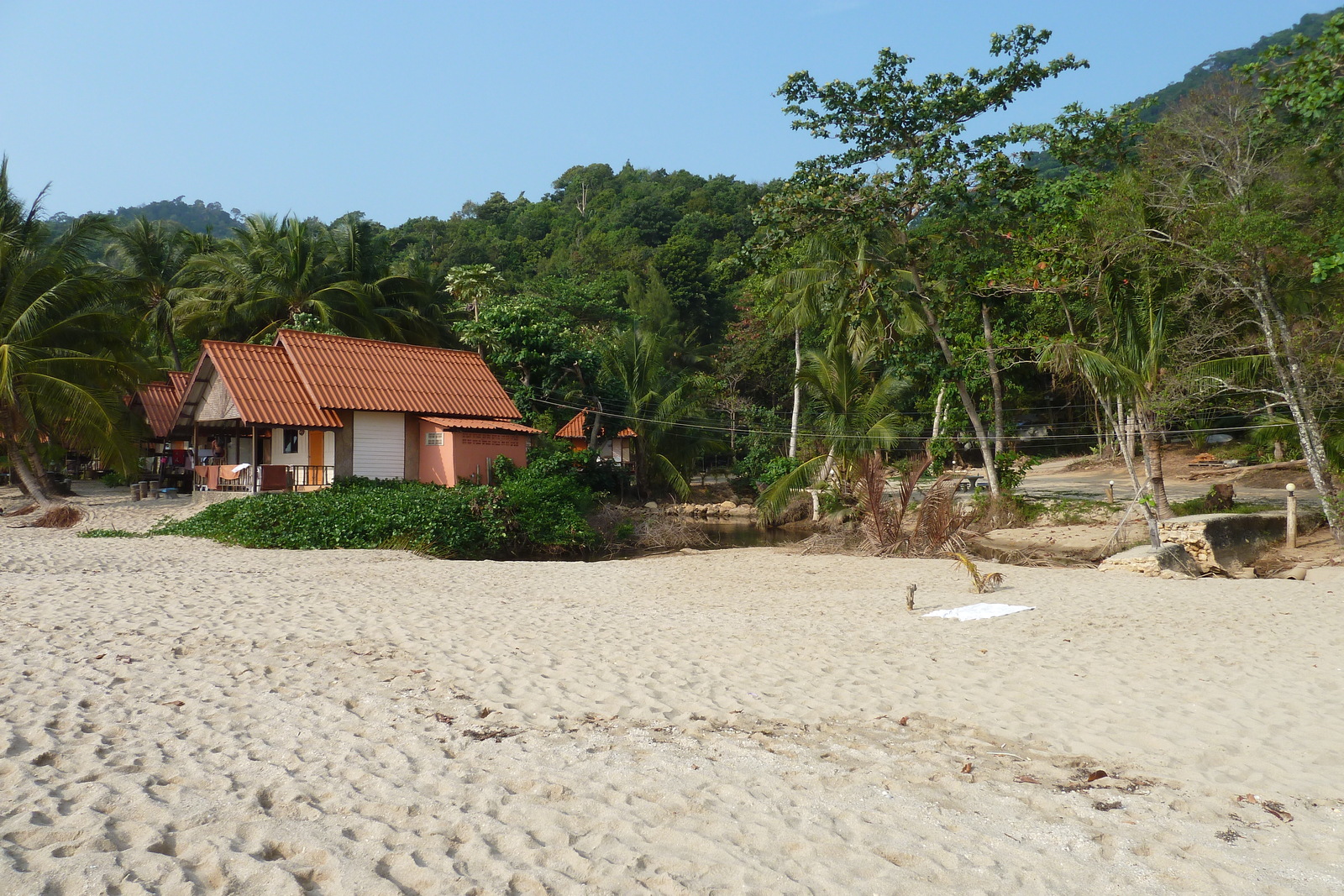 Picture Thailand Ko Chang White sand beach 2011-02 5 - Sight White sand beach