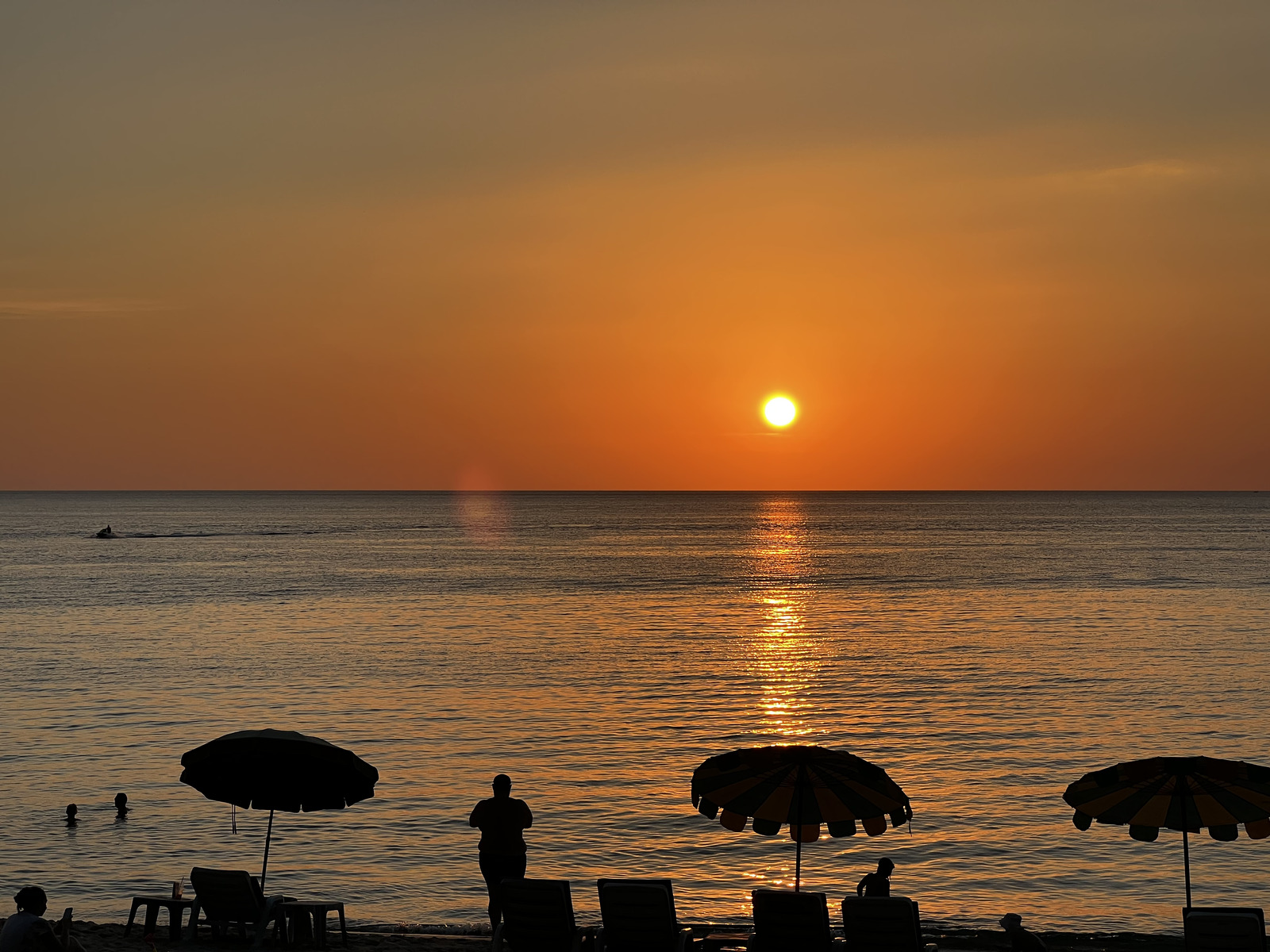 Picture Thailand Phuket Surin Beach 2021-12 46 - Sight Surin Beach