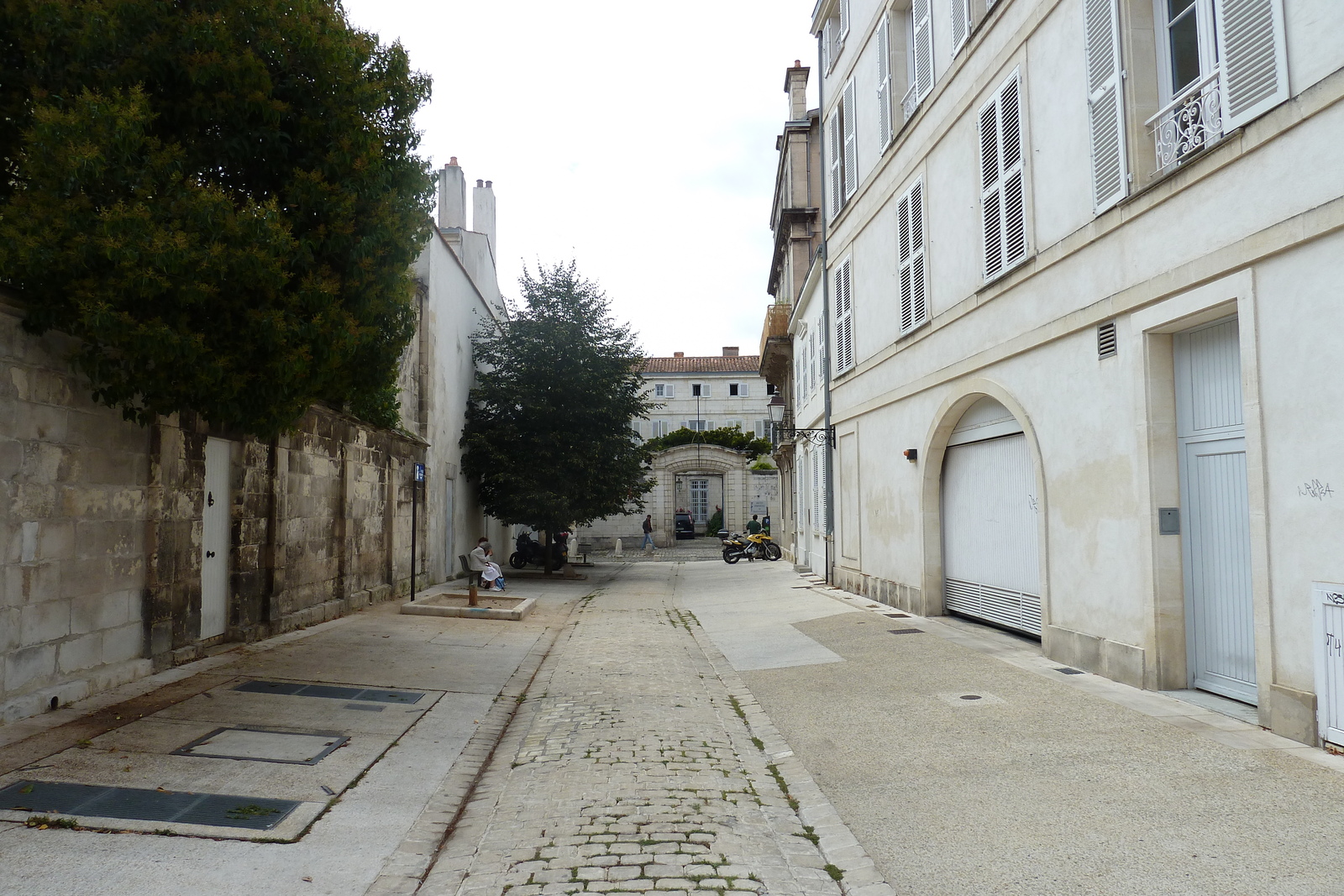 Picture France La Rochelle 2010-08 32 - Road La Rochelle