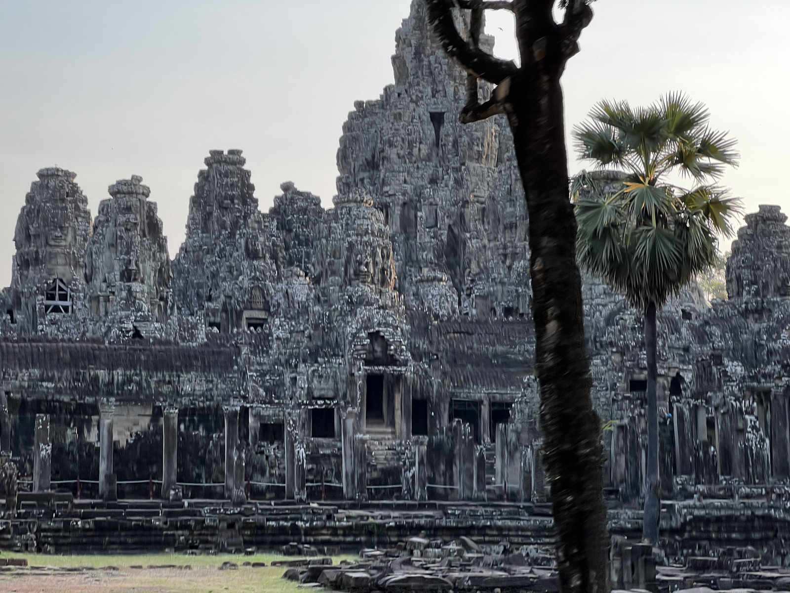 Picture Cambodia Siem Reap Bayon 2023-01 91 - Perspective Bayon